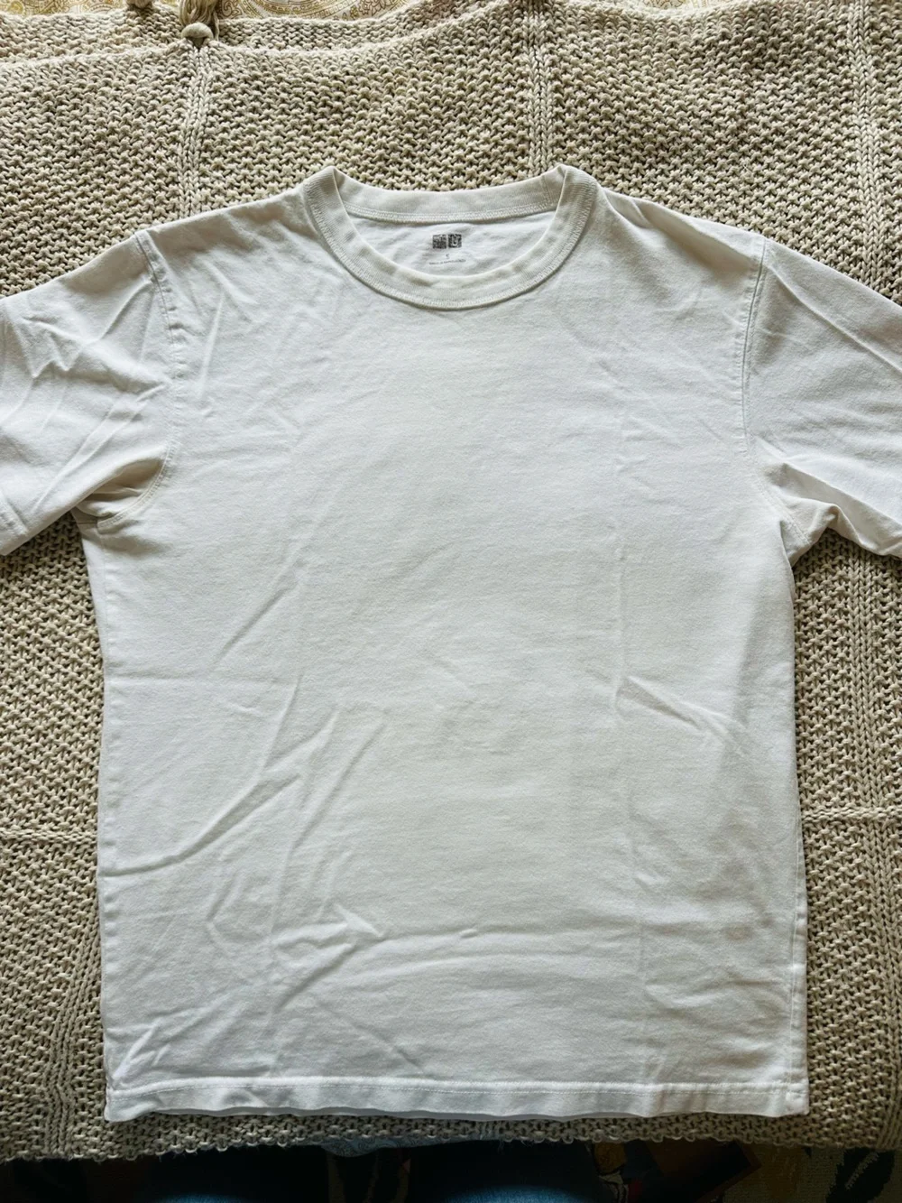 Uniqlo Mens Classic White Crewneck T-Shirt